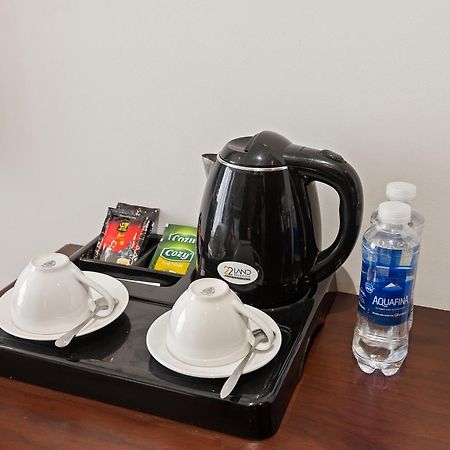 Sunny 22Land Residence Hotel 2 Ханой Экстерьер фото