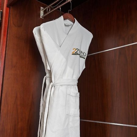 Sunny 22Land Residence Hotel 2 Ханой Экстерьер фото